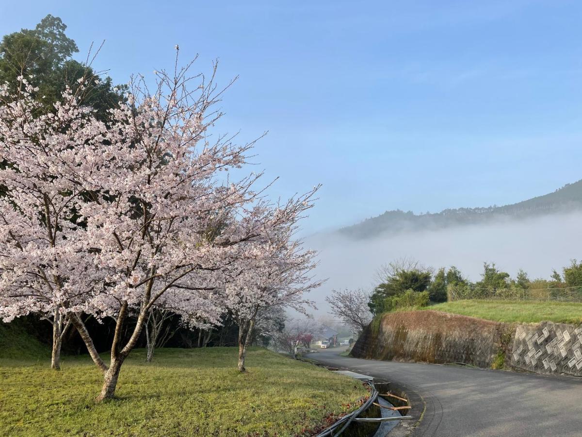 Kumanoyasai Base In Chikatsuyu Villa Tanabe Exteriör bild